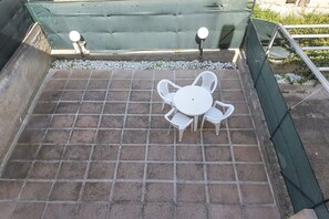 Outdoor dining - S130 - Sirolo, delightful villa with terrace (Sirolo)