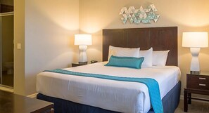 3 عدّة غرف نوم ومكواة/لوح كي وخدمة الإنترنت وملاءات أسرّة