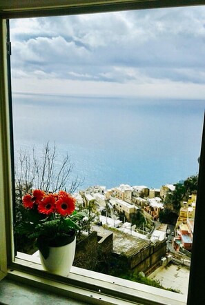 Interior - Blue Line House Charming sea view in a peaceful place (Positano)