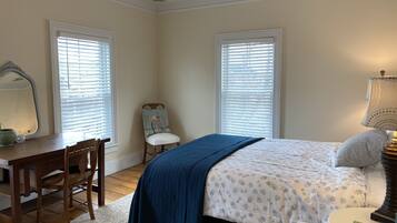 2 Schlafzimmer, BĂŒgeleisen/BĂŒgelbrett, Reisekinderbett, WLAN