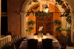 Außenbereich für Bankette