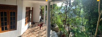 Toropi homestay