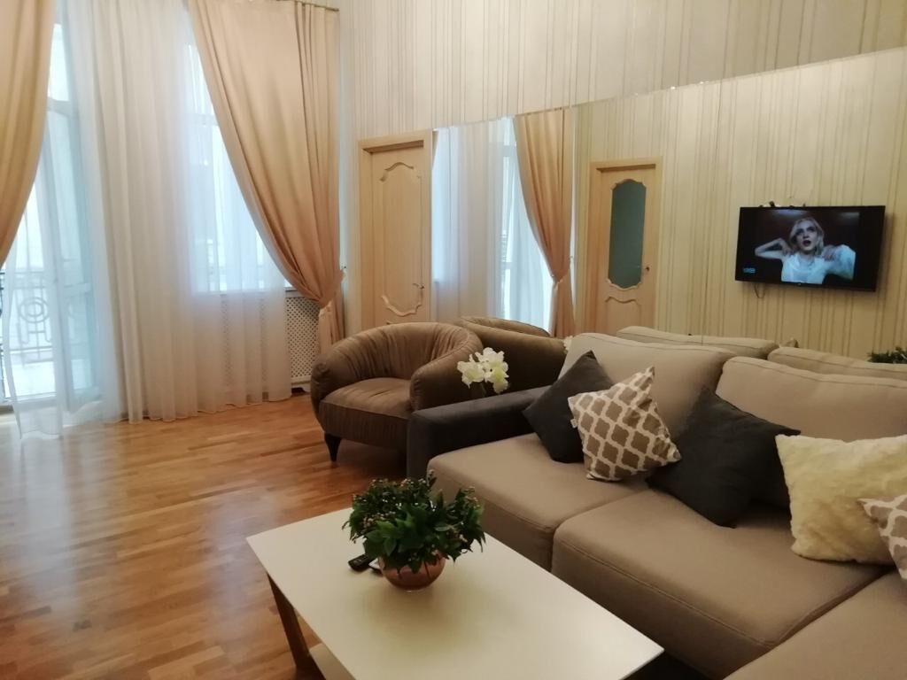 TV, DVD-spiller og filmbibliotek