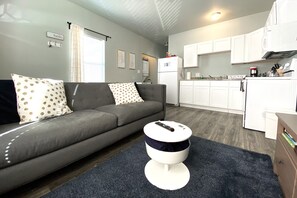 TV, Netflix, streaming services, offices