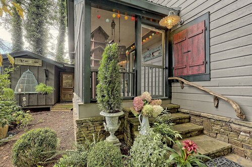 
The Garden Cottage – A Storybook Retreat in the North Georgia Mountains