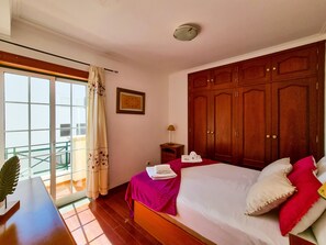 2 Schlafzimmer, Bügeleisen/Bügelbrett, kostenloses WLAN, Bettwäsche