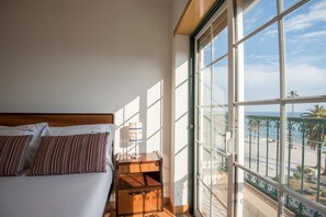 2 chambres, fer et planche Ă repasser, Wi-Fi gratuit, draps fournis