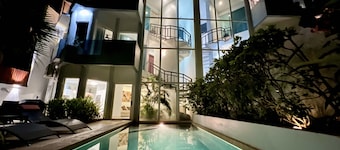 Deux villas adjacentes avec de belles vues sur l'océan