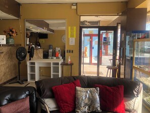 Smart TV de 45 pulgadas con canales digitales