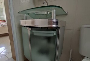 Interior - Single-storey house with pool, Caraguatatuba-Sumaré (Caraguatatuba)