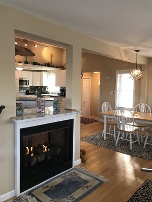 Dining - Beautiful Ocean View Steps to the Beach & Boardwalk with Wraparound Deck (Seaside Heights)