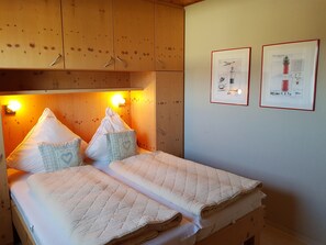 1 bedroom, iron/ironing board, WiFi