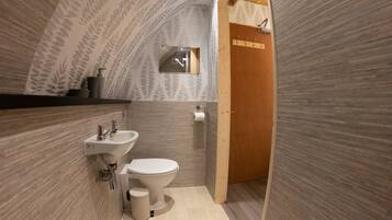 Luxury Cabin | Bilik Mandi | Pancuran mandi, tuala disediakan