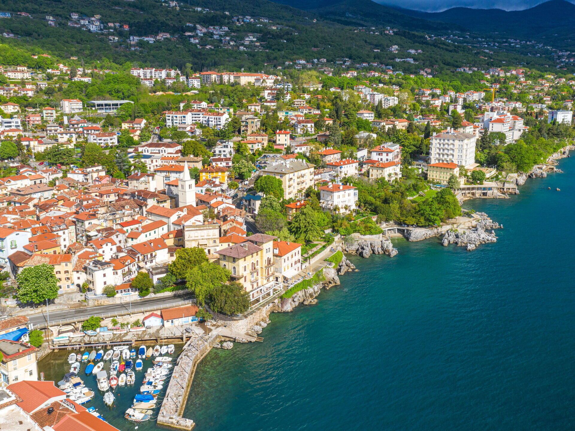 منظر من الجو على ارتفاع عالٍ