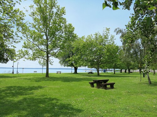 Stunning private villa for 9 guests with WIFI, TV and patio