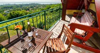 Wonderful private villa for 4 people with A/C, WIFI, TV and patio
