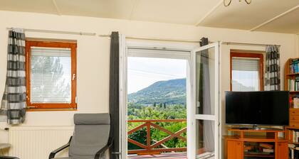 Stunning private villa for 6 people with WIFI, private pool, A/C, TV and terrace