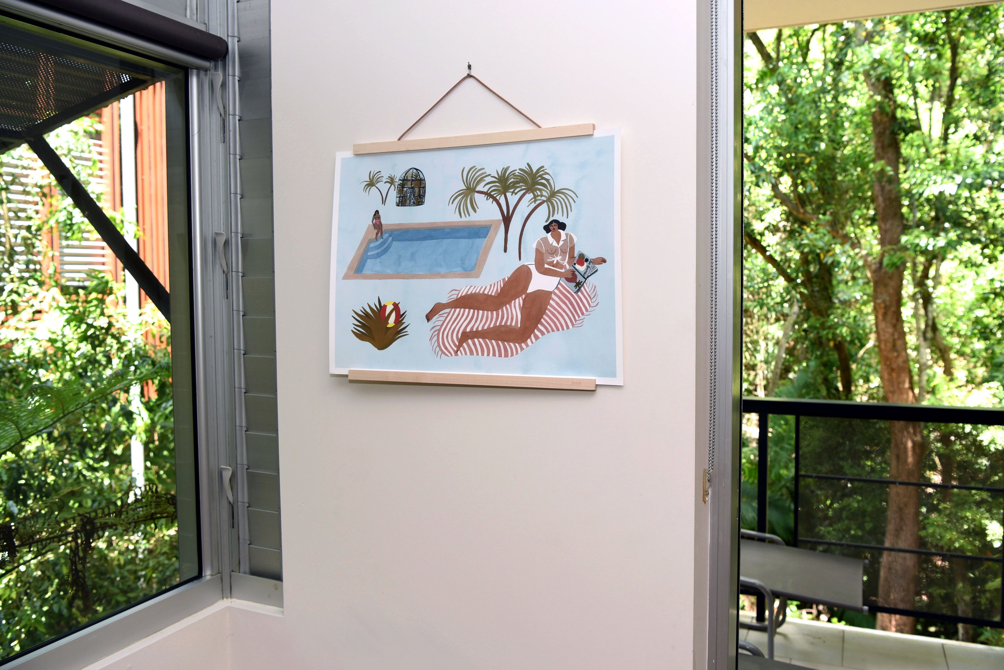 2 bedroom luxury apartment minutes from the beach. — image 3