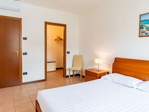 2 camere, culla da viaggio, Wi-Fi gratuito, lenzuola