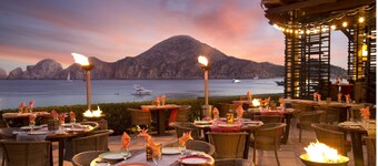 Casa Dorada 2 Bed 2 Bath Friday to Friday Overlooking Medano Beach