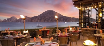 Casa Dorada 2 Bed 2 Bath Friday to Friday  Overlooking Medano Beach