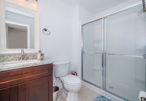 Condo | Bathroom