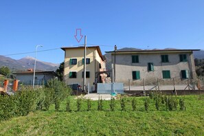 Holiday Home in Camaiore - House in Camaiore center for 5 People with Garden (Camaiore)