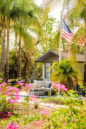 Property grounds - Endless view hilltop hideaway cottage 🌴🌴 (Temecula)