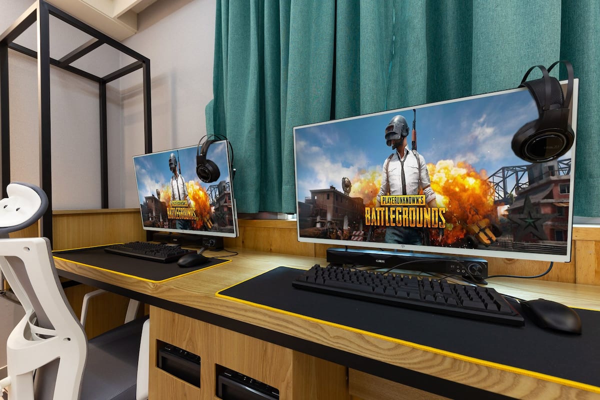Premium Battleground 2PC Room | Tech