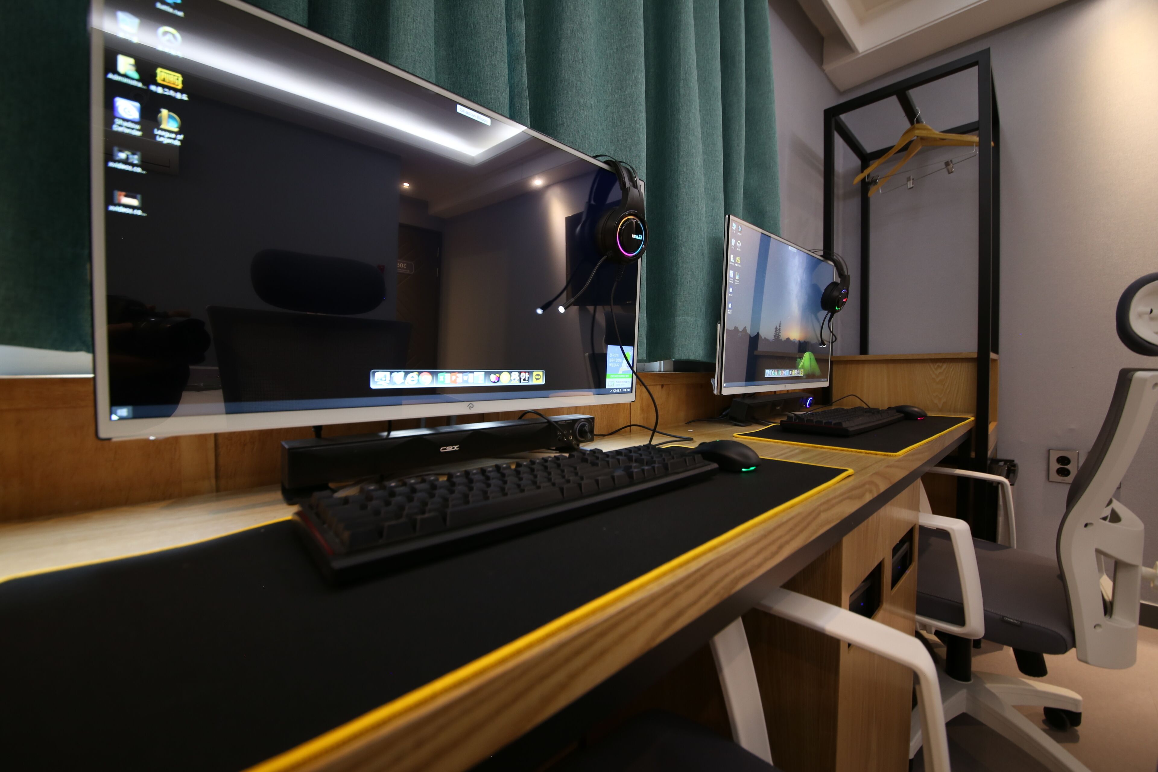 premium battleground 2pc room | tech