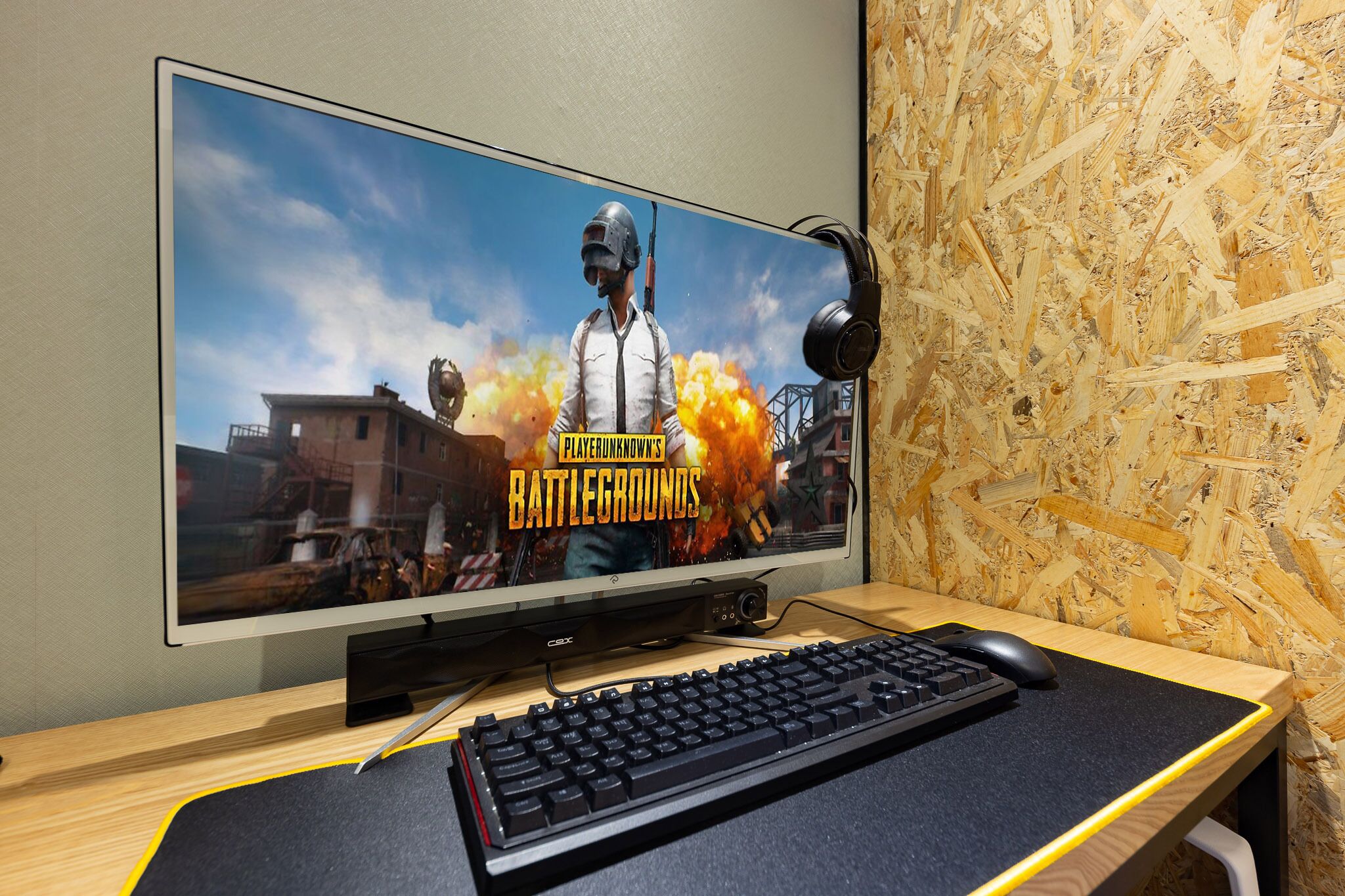 deluxe battleground 1pc room | tech