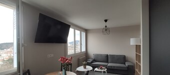 Large high standing apartment center and faculties