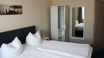 2 bedrooms, desk, travel crib, WiFi