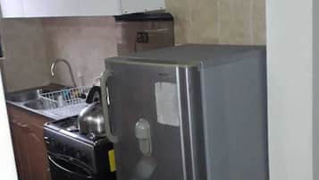 House | Private kitchen | Fridge, oven, stovetop, electric kettle