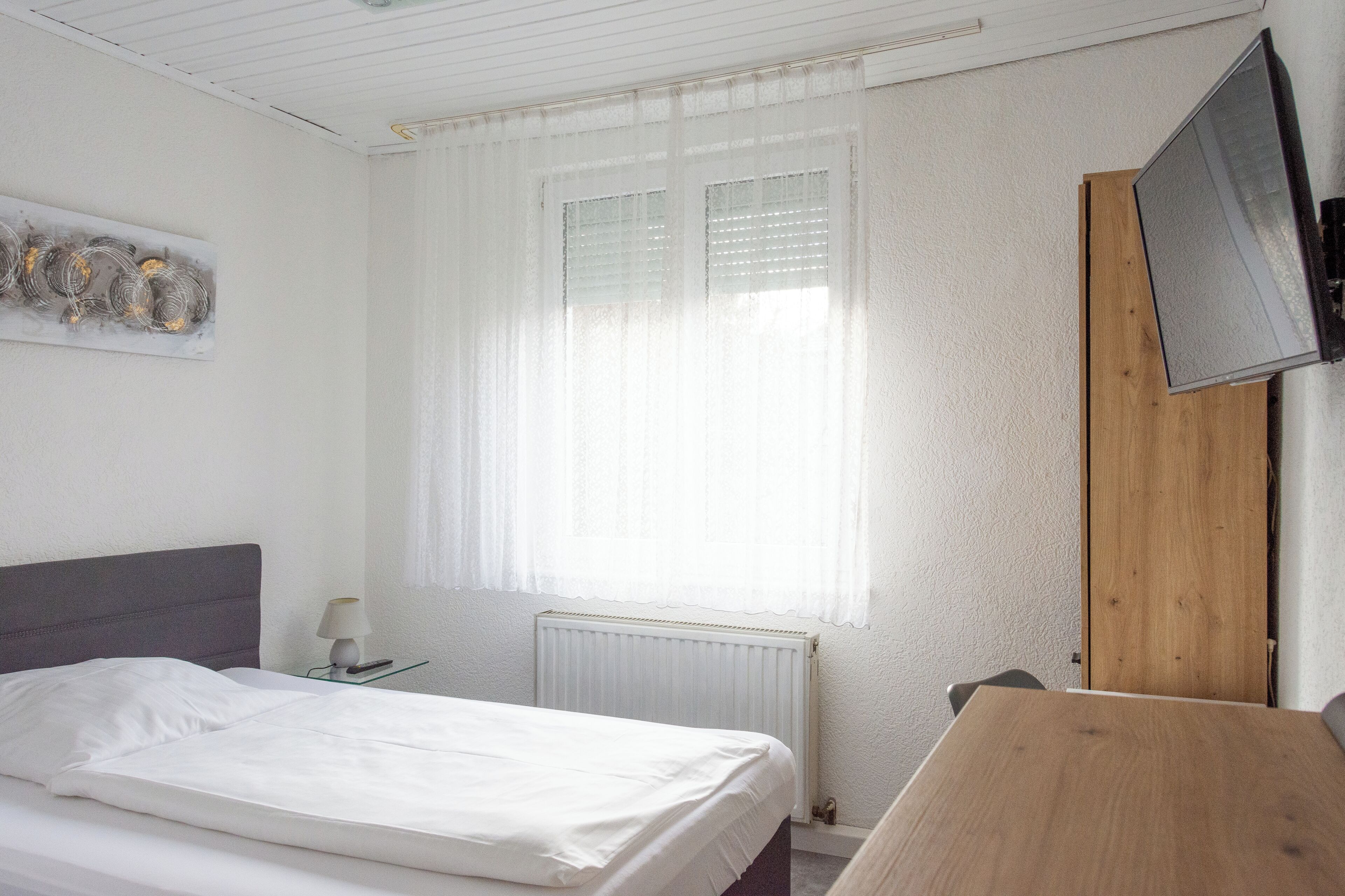 Deluxe Single Room | Hypo-allergenic bedding, minibar, in-room safe, desk