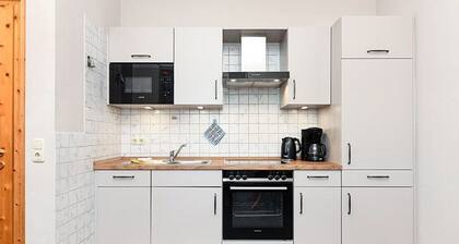 Apartment West - Ferienhof Deich in sight