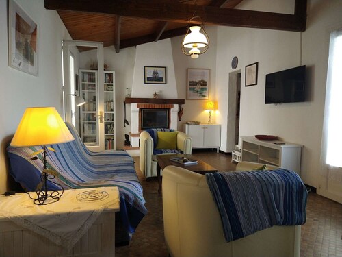 Maison 3 pièces avec véranda et jardin, à 300m de la plage - La Guérinière