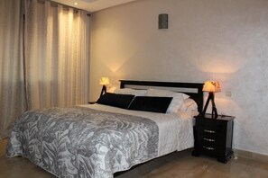 1 bedroom, iron/ironing board, travel cot, free WiFi
