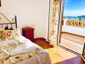 4 Schlafzimmer, Bügeleisen/Bügelbrett, Reisekinderbett, kostenloses WLAN