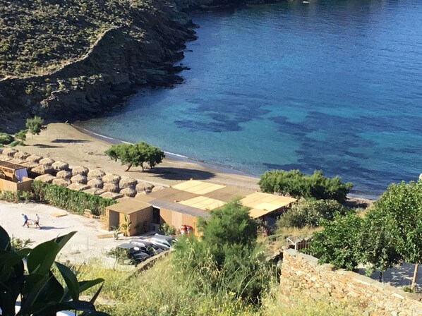 On the beach - Lovely studio on the best beach with  privet garden. (Kionia)