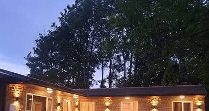 Homely Luxury cottage 1