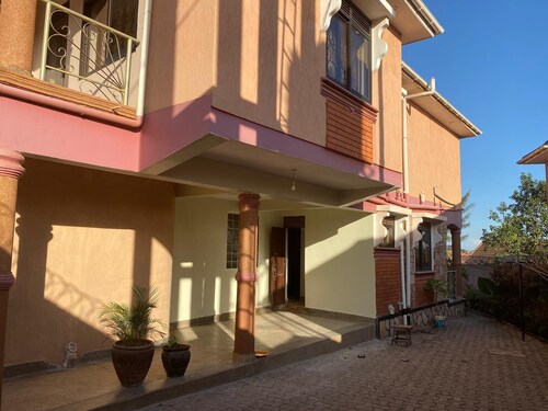 Beautiful Mansion for your comfortable stay