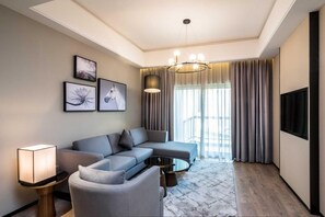 Caja de seguridad en la habitación, escritorio y insonorización