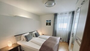 Apartamento | 2 dormitorios, tabla de planchar con plancha, cuna de viaje