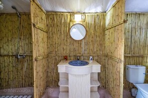 Bathroom - Merzouga Bio Camp (Rissani)