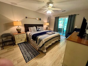 3 bedrooms, desk, iron/ironing board, free WiFi - Luxury 1st Floor! 3BD True Blue Resort Golf, Beach 3 min drive, 5 Pools, Sleep 8 (Pawleys Island)