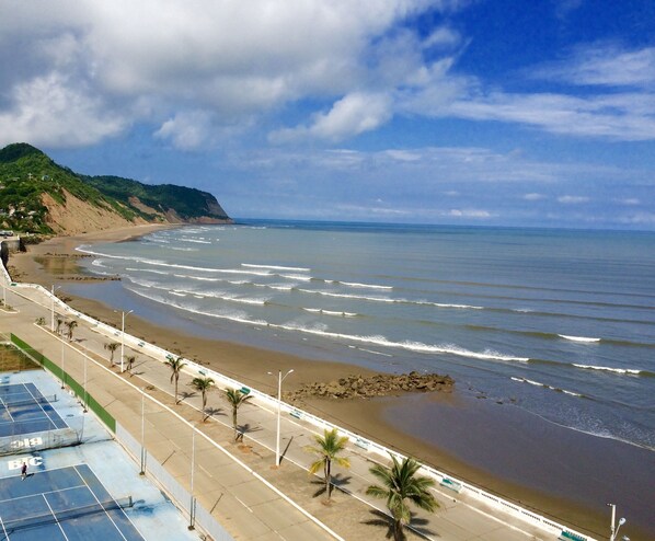 Beach/ocean view