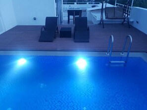 Indoor pool, outdoor pool