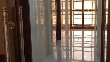 Nội thất lối vào