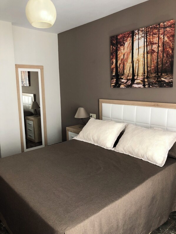 2 bedrooms, free WiFi, bed sheets